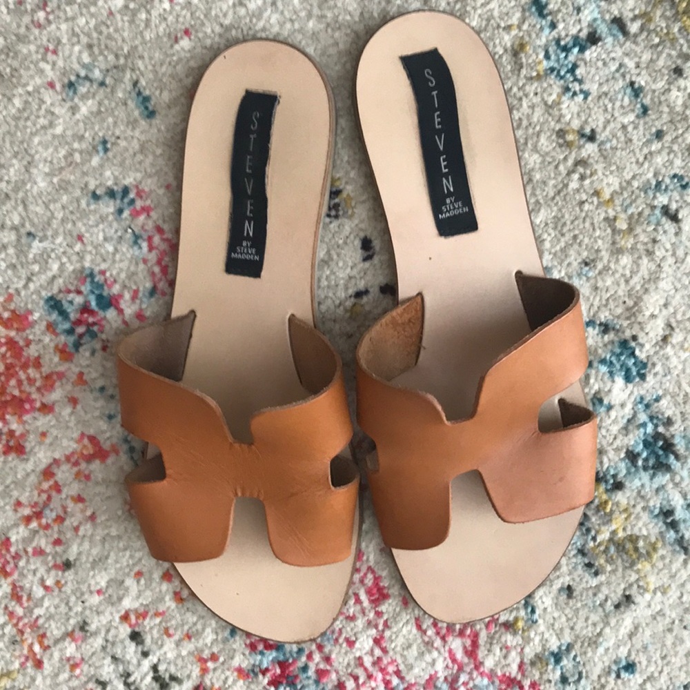 Steve Madden Greece Sandals